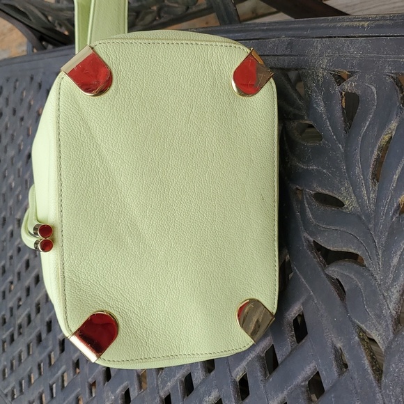 Vince Camuto Chartreuse light green Draw String Leather Purse Bag - Picture 9 of 10